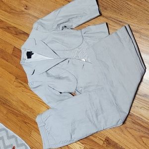 Women's 0 Pant Suit, EUC